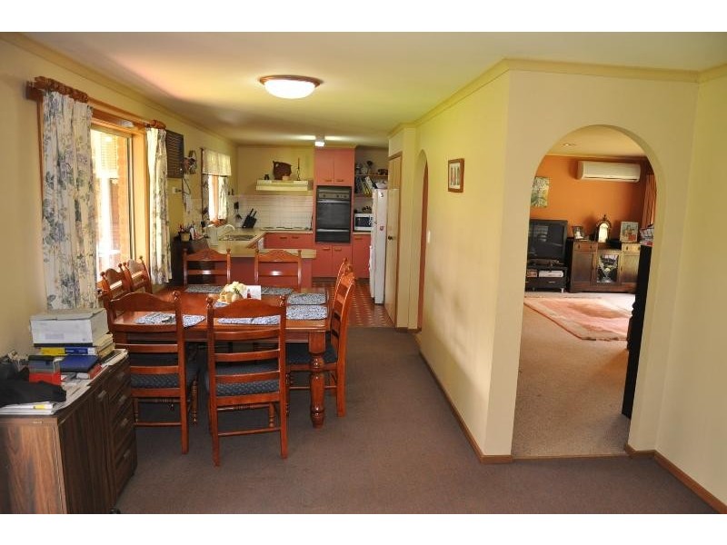 49 McDowells Road, East Bendigo VIC 3550