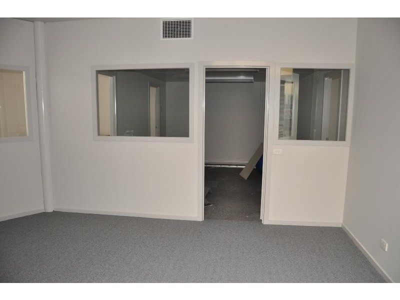 Shop 4/184 – 186 Woodbury Shopping Centre, McIvor Highway, Bendigo VIC 3550