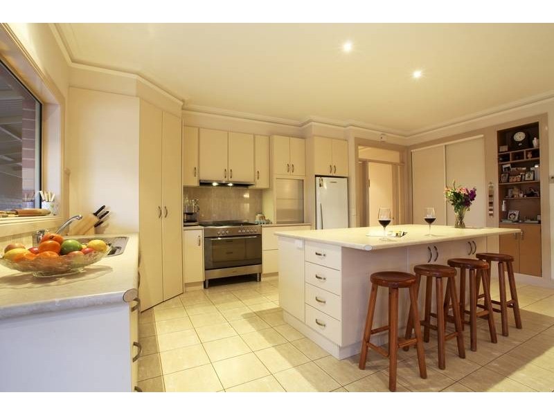 27 DeGille Street, North Bendigo VIC 3550