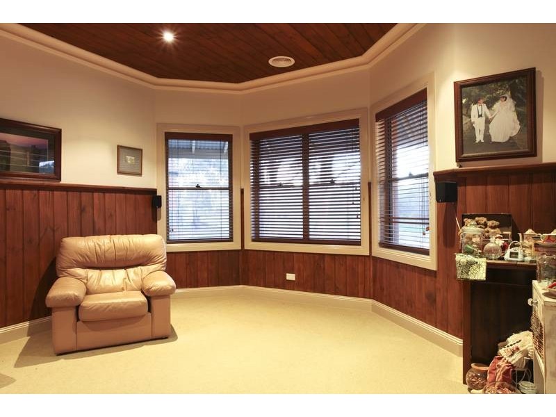 27 DeGille Street, North Bendigo VIC 3550