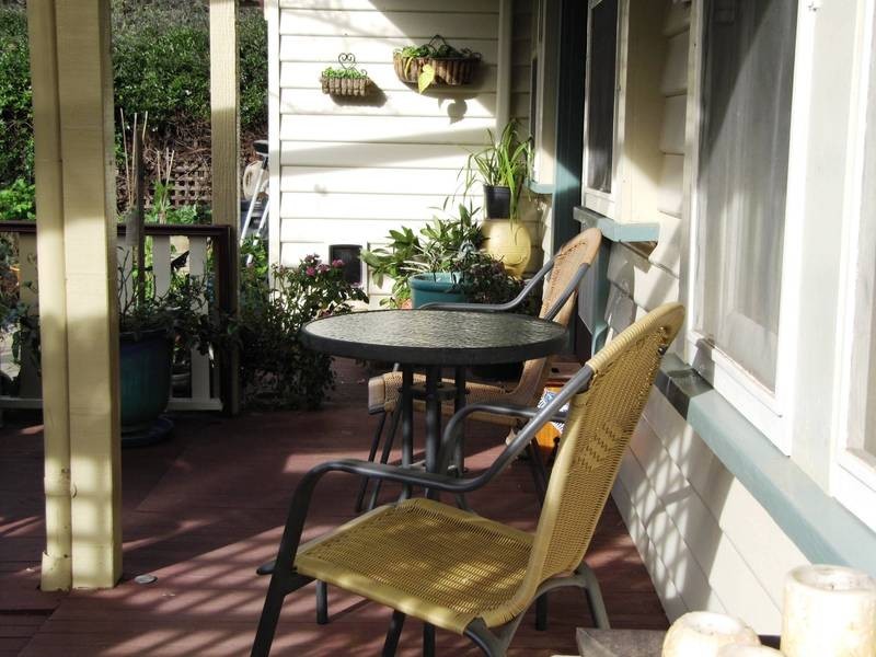 14 Hallam Street, Quarry Hill VIC 3550