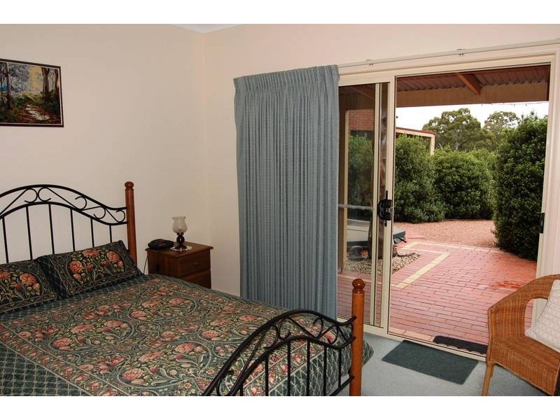 83 Cahills Road, Mandurang VIC 3551