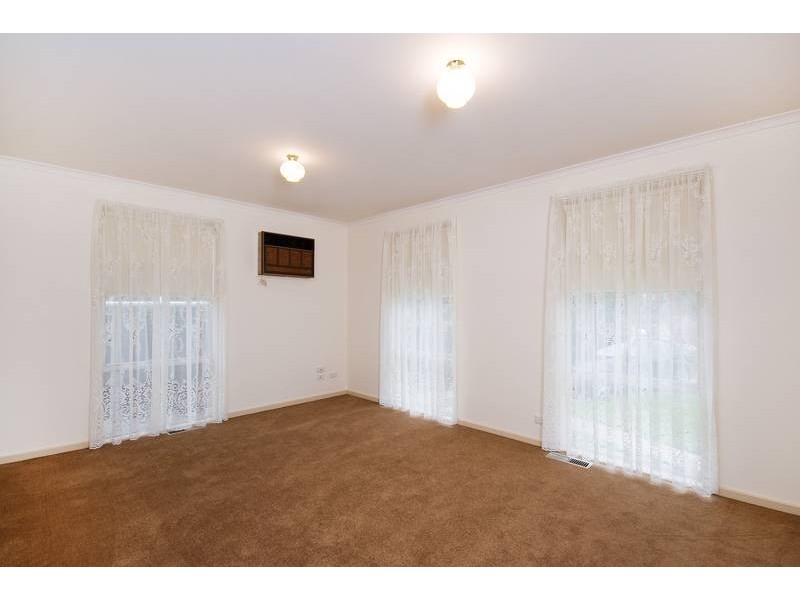 18 Bren Street, Kennington VIC 3550