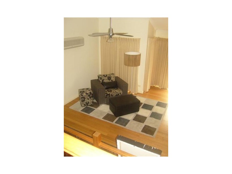 4/50 Houlahan Street, Flora Hill VIC 3550