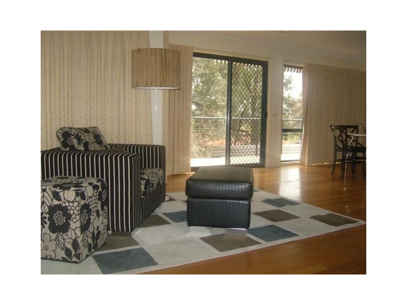 4/50 Houlahan Street, Flora Hill VIC 3550