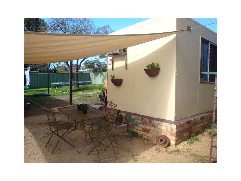 11 Dean Street, Kangaroo Flat VIC 3555