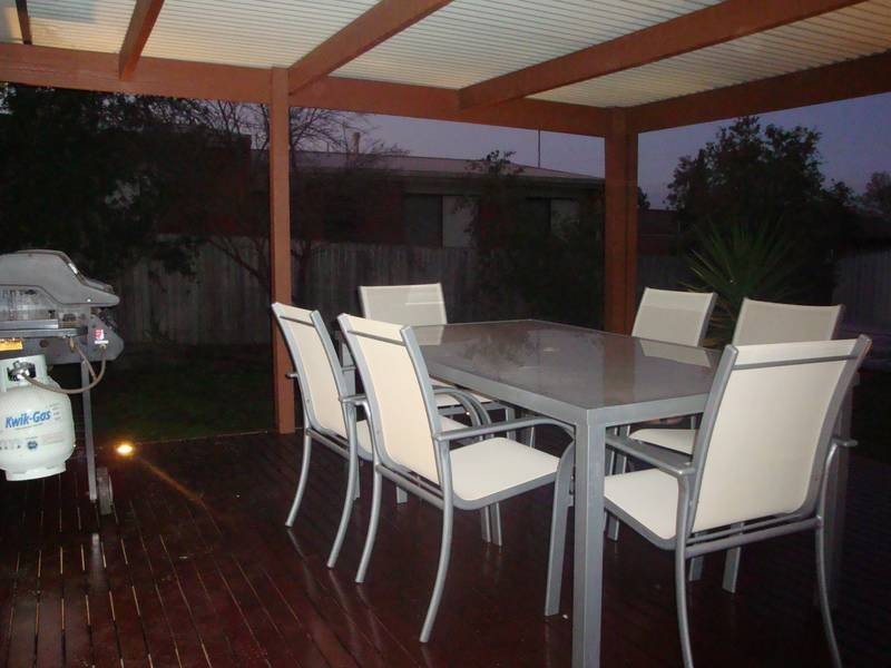 19 William Drive, Kangaroo Flat VIC 3555