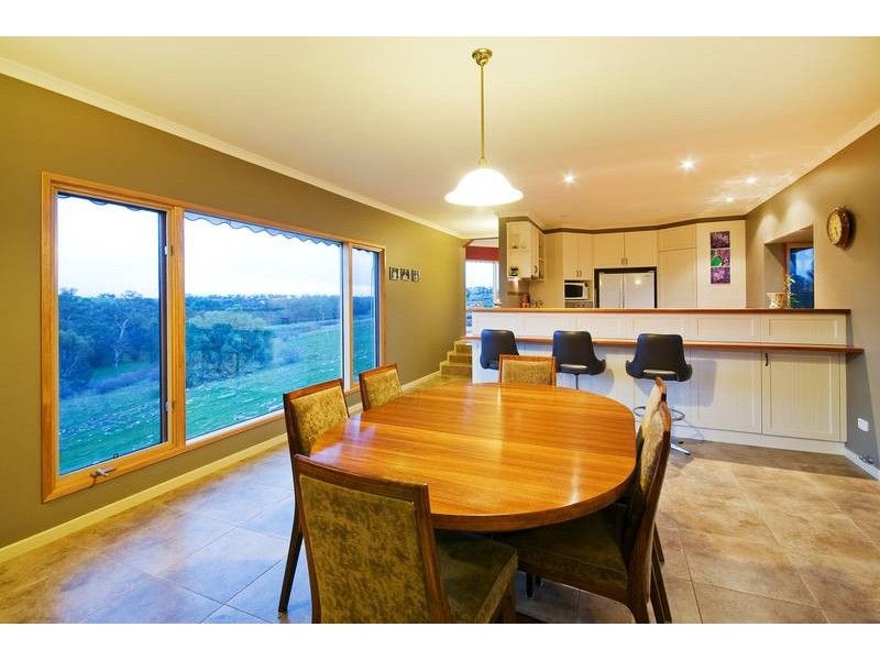 24 Campaspe Drive, Axedale VIC 3551