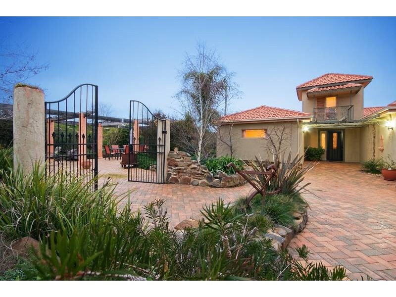 24 Campaspe Drive, Axedale VIC 3551