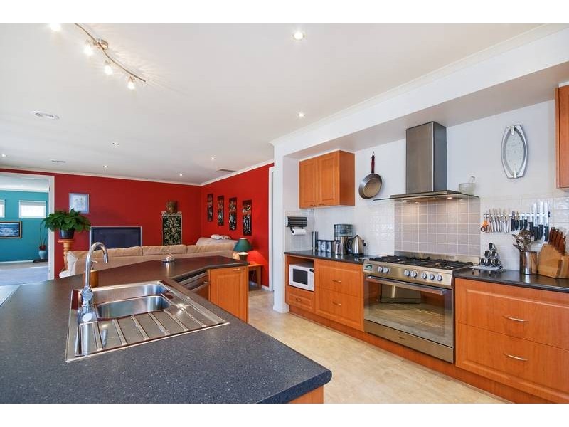 3 Bridle Court, Maiden Gully VIC 3551