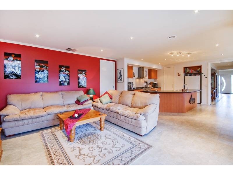 3 Bridle Court, Maiden Gully VIC 3551