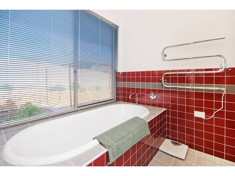 3 Bridle Court, Maiden Gully VIC 3551