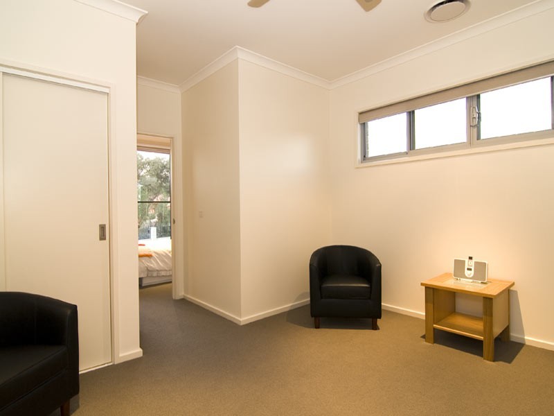 31 Elwood Drive, Strathdale VIC 3550