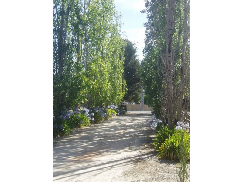 982 Wellington Street, Strathfieldsaye VIC 3551