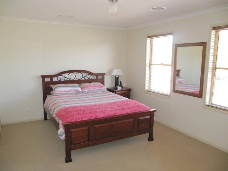 31 Saxby Drive, Strathfieldsaye VIC 3551