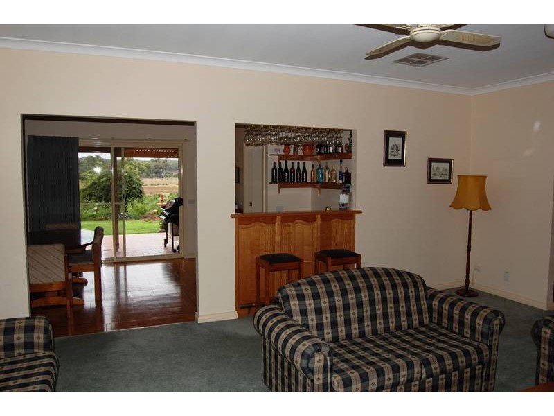 83 Cahills Rd, Mandurang VIC 3551
