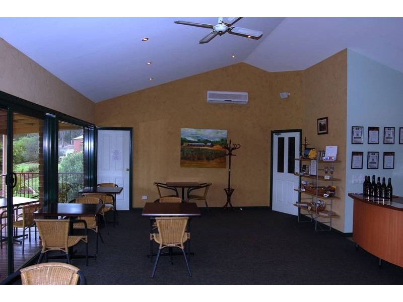 83 Cahills Rd, Mandurang VIC 3551
