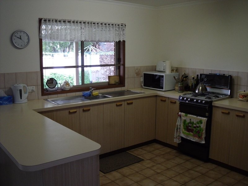 8 View Street, Kangaroo Flat VIC 3555