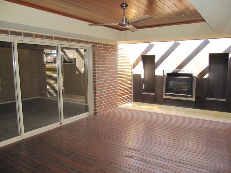 40 Stirling Avenue, Junortoun VIC 3551