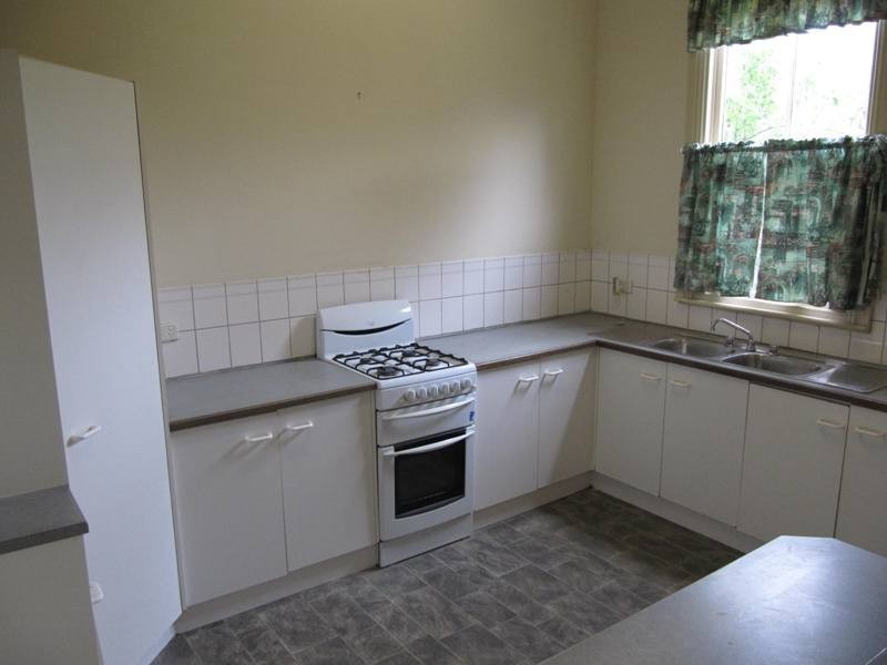 33 Eaglehawk Road, Bendigo VIC 3550