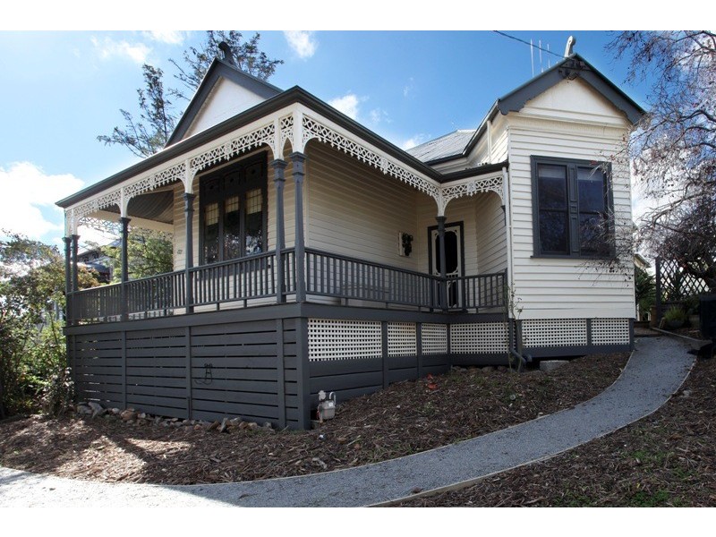 122 Eaglehawk Road, Bendigo VIC 3550