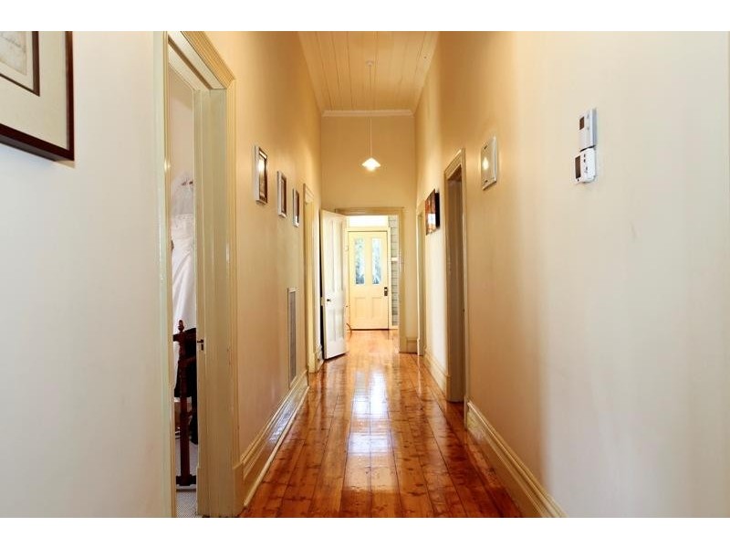 122 Eaglehawk Road, Bendigo VIC 3550