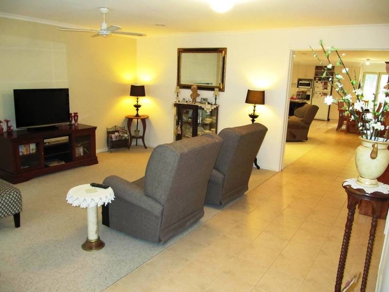 43 Burns Street, Spring Gully VIC 3550