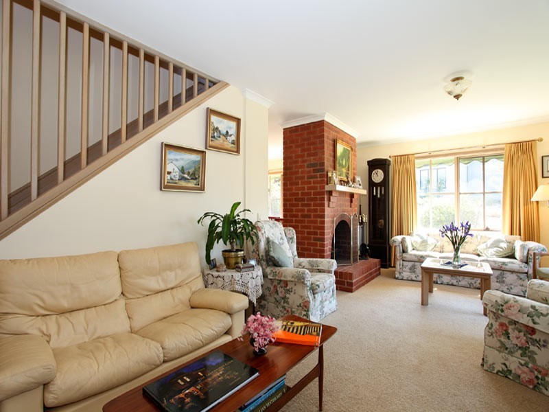 24 Crook Street, Kennington VIC 3550