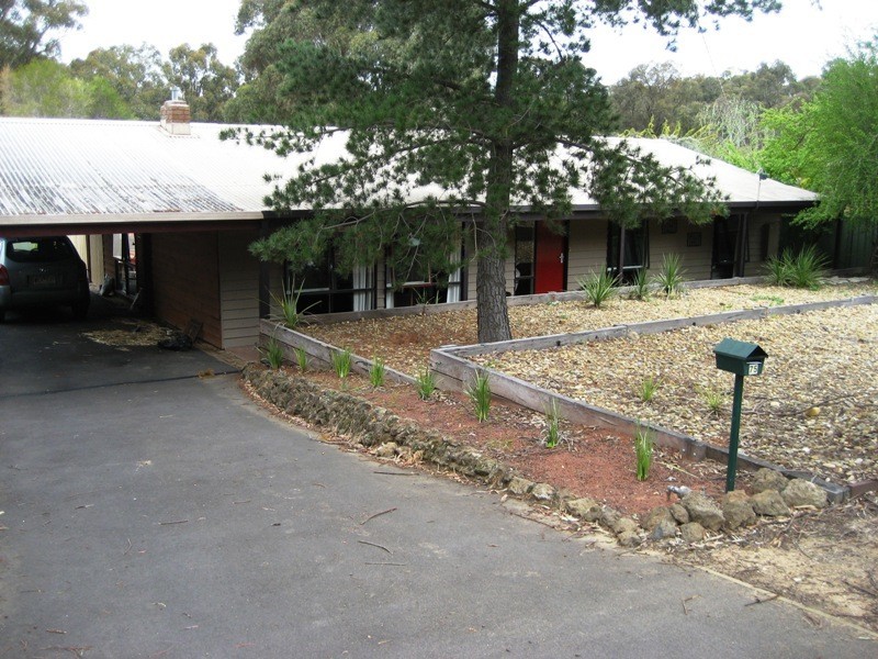 75 Lawson Street, Spring Gully VIC 3550