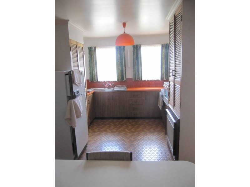 22 Banks Street, Kangaroo Flat VIC 3555