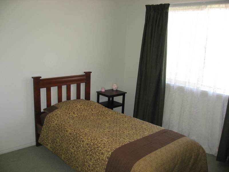 153 Olympic Parade, Kangaroo Flat VIC 3555