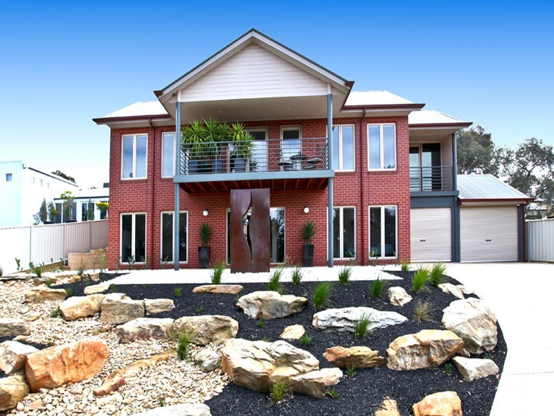 36 Crook Street, Kennington VIC 3550