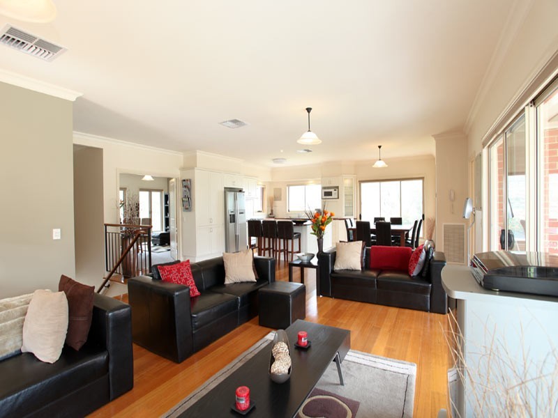 36 Crook Street, Kennington VIC 3550