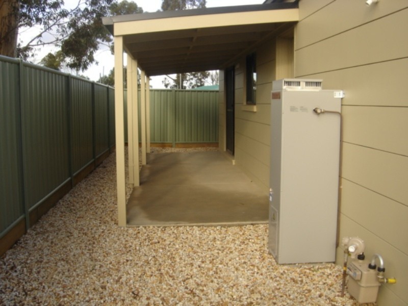 1/33 Croxton Street, Golden Square VIC 3555