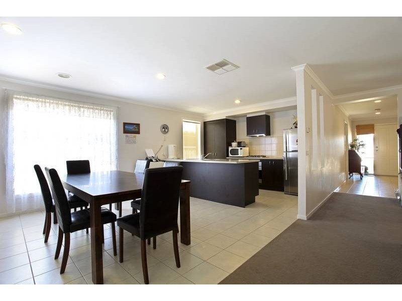 50 Peacock Drive, Epsom VIC 3551
