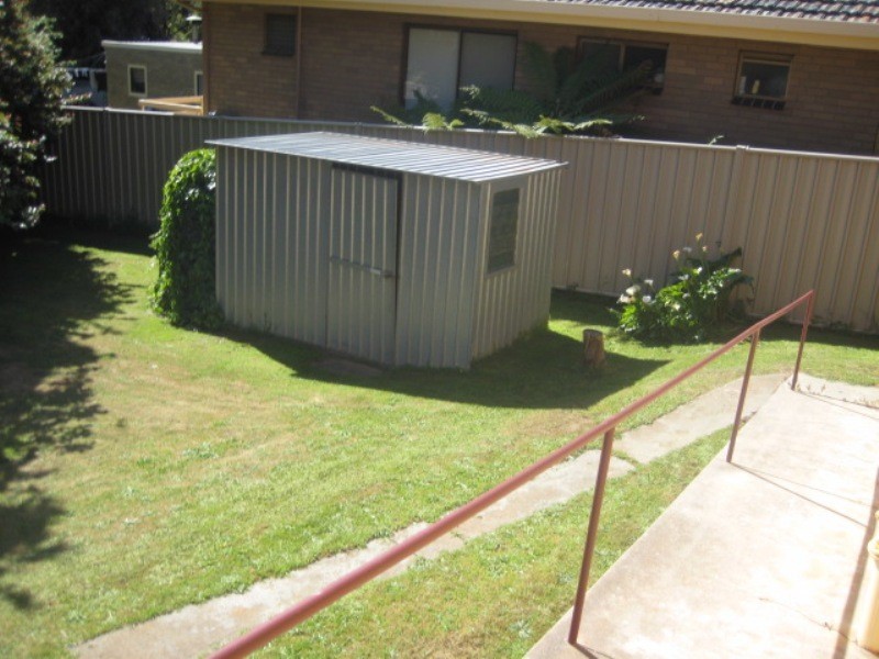 23B Hewitt Avenue, Strathdale VIC 3550