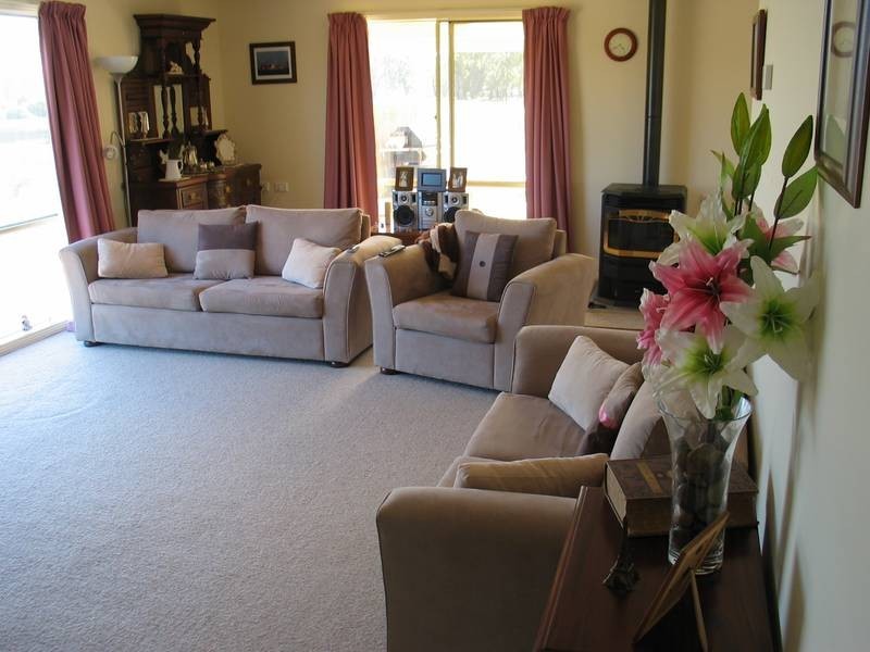 27 Nethercraig Road, Lockwood South VIC 3551
