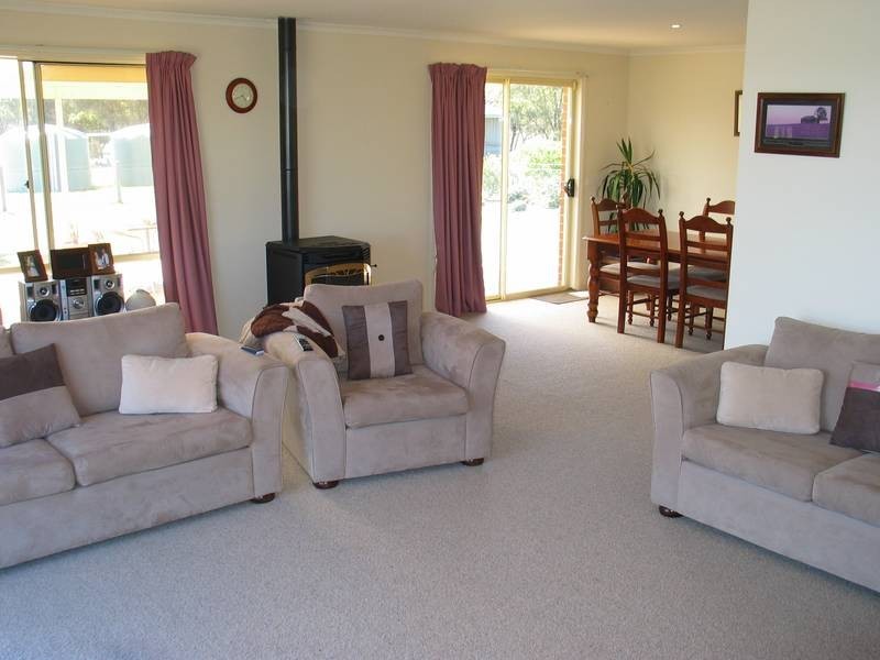 27 Nethercraig Road, Lockwood South VIC 3551