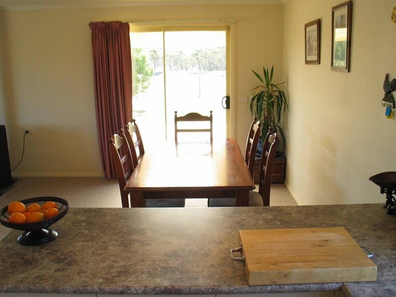 27 Nethercraig Road, Lockwood South VIC 3551