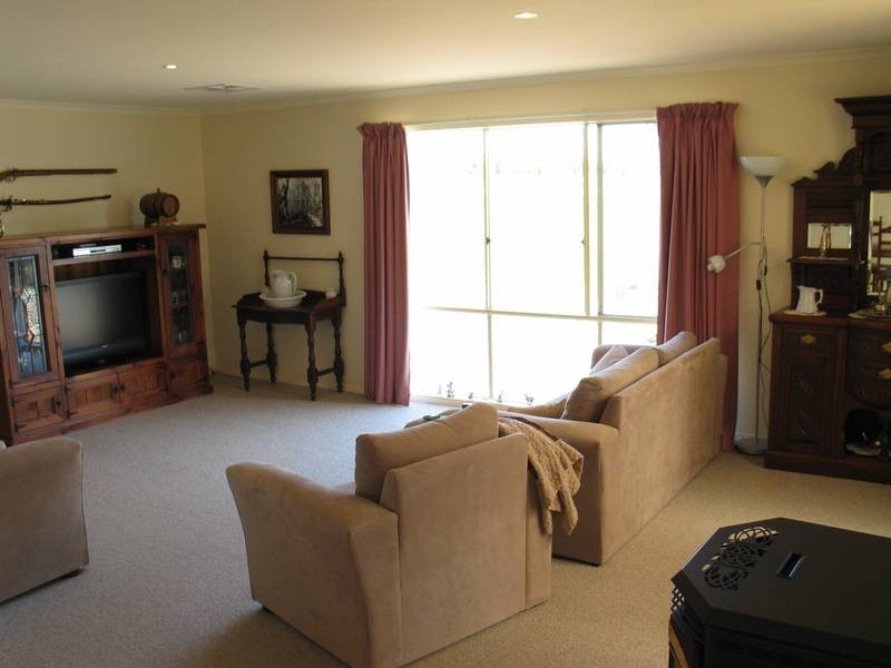 27 Nethercraig Road, Lockwood South VIC 3551
