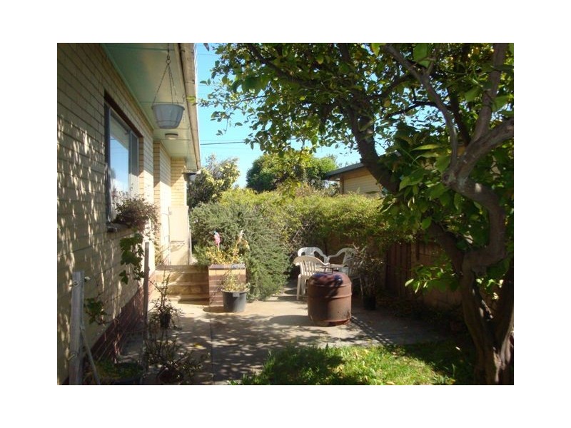 41 Gladstone Street, Quarry Hill VIC 3550