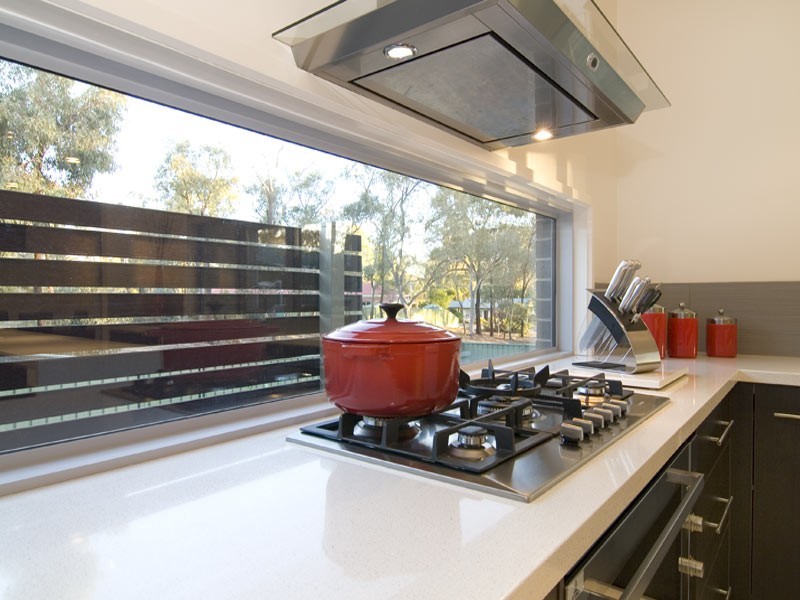 31 Elwood Drive, Strathdale VIC 3550