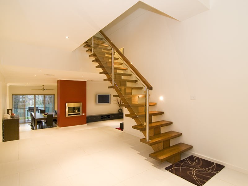 31 Elwood Drive, Strathdale VIC 3550