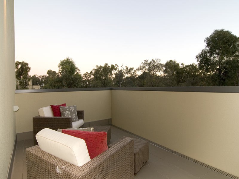 31 Elwood Drive, Strathdale VIC 3550