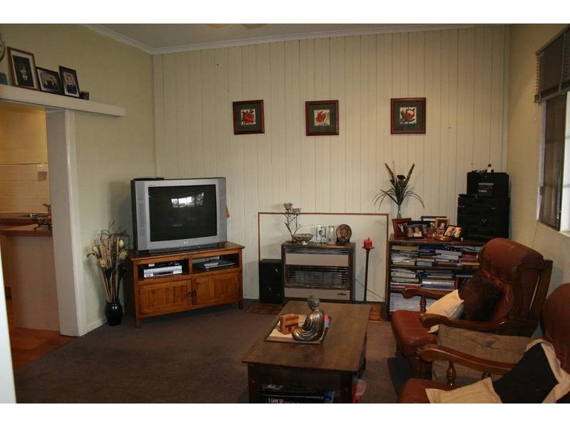 10 Arblaster Street, California Gully VIC 3556