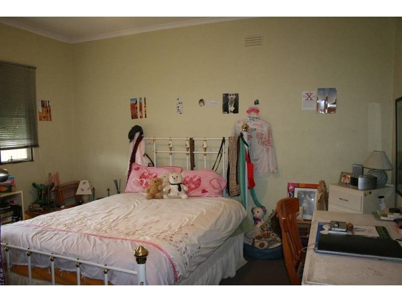 10 Arblaster Street, California Gully VIC 3556