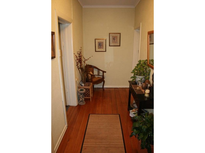 10 Arblaster Street, California Gully VIC 3556