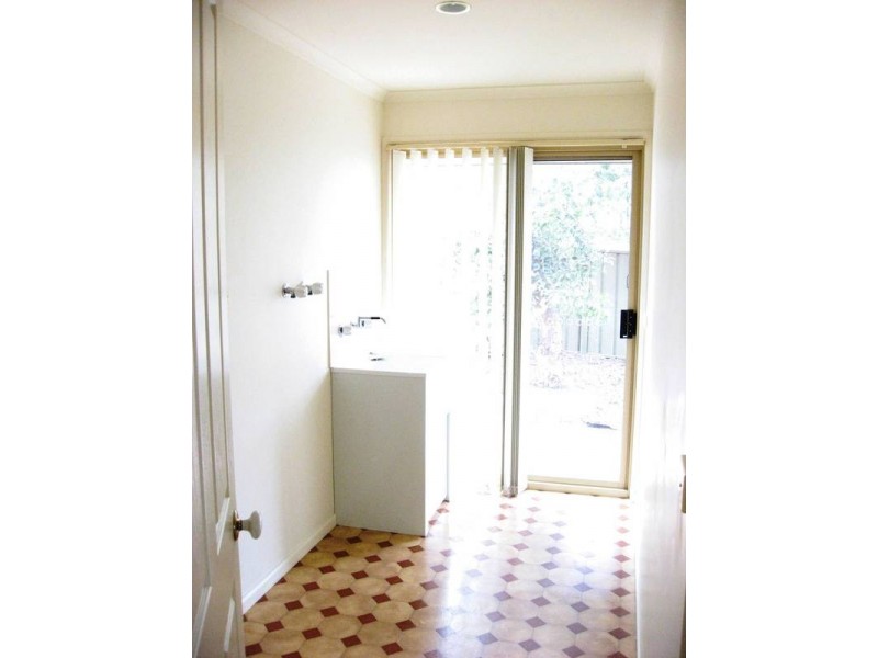 6 Baden Powell Close, Strathdale VIC 3550