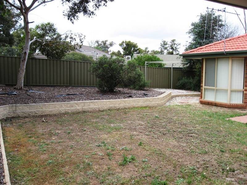 6 Baden Powell Close, Strathdale VIC 3550