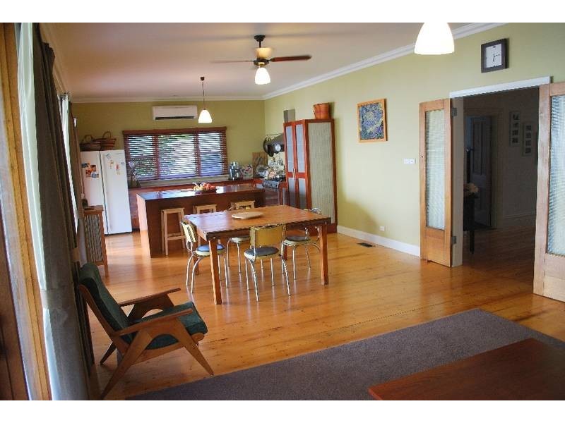 67 Russell Street, Quarry Hill VIC 3550